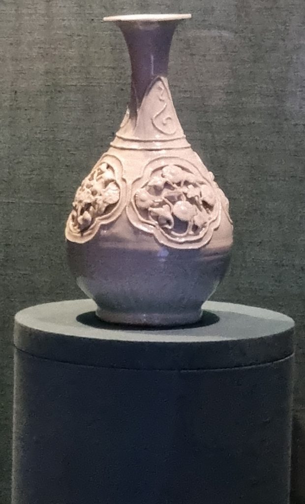 Museum object - The Fonthill Vase [China 1330]